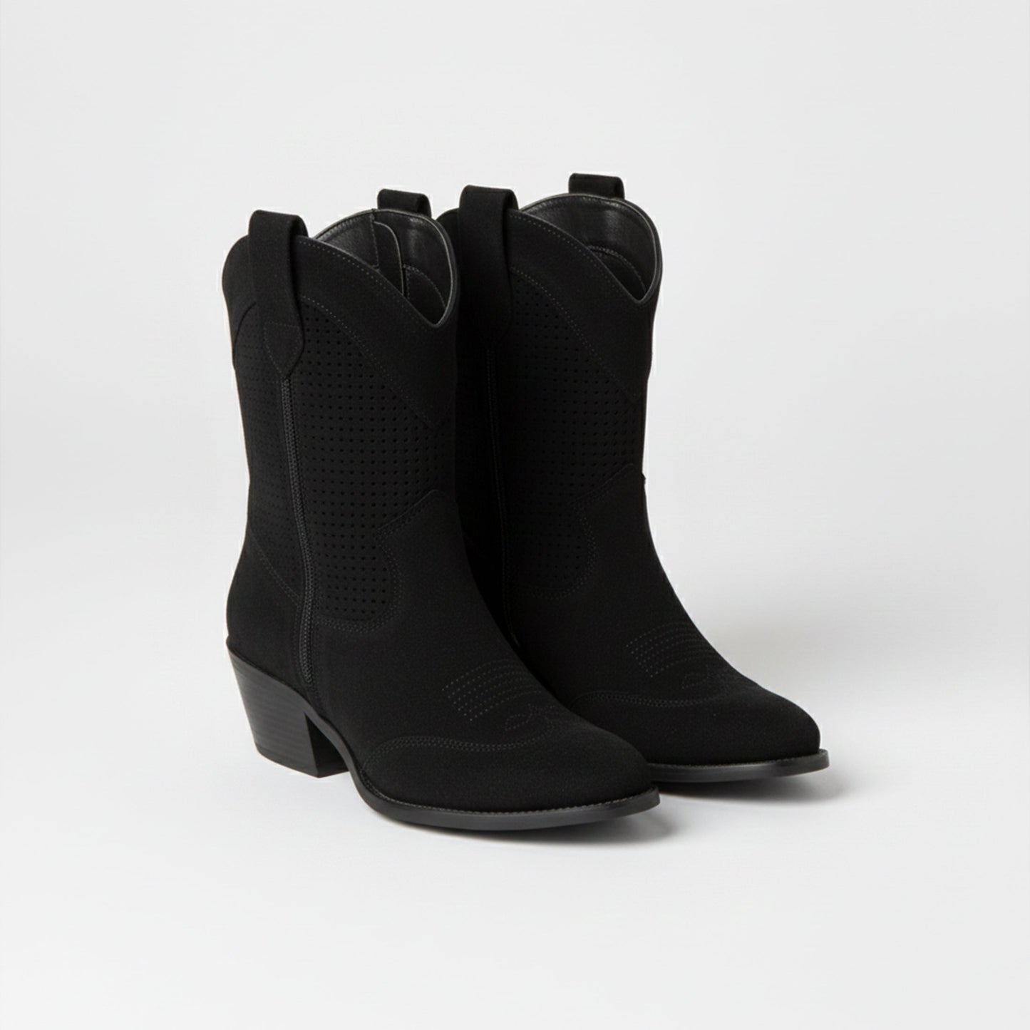Just-Outlet | Women’s Ankle Boots – Mid-Heel Suede Edition