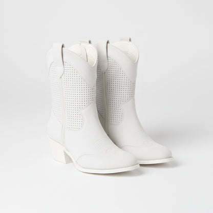 Just-Outlet | Women’s Ankle Boots – Mid-Heel Suede Edition