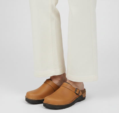 Just-Outlet | Unisex Suede Clog Sandals – Closed Toe Comfort