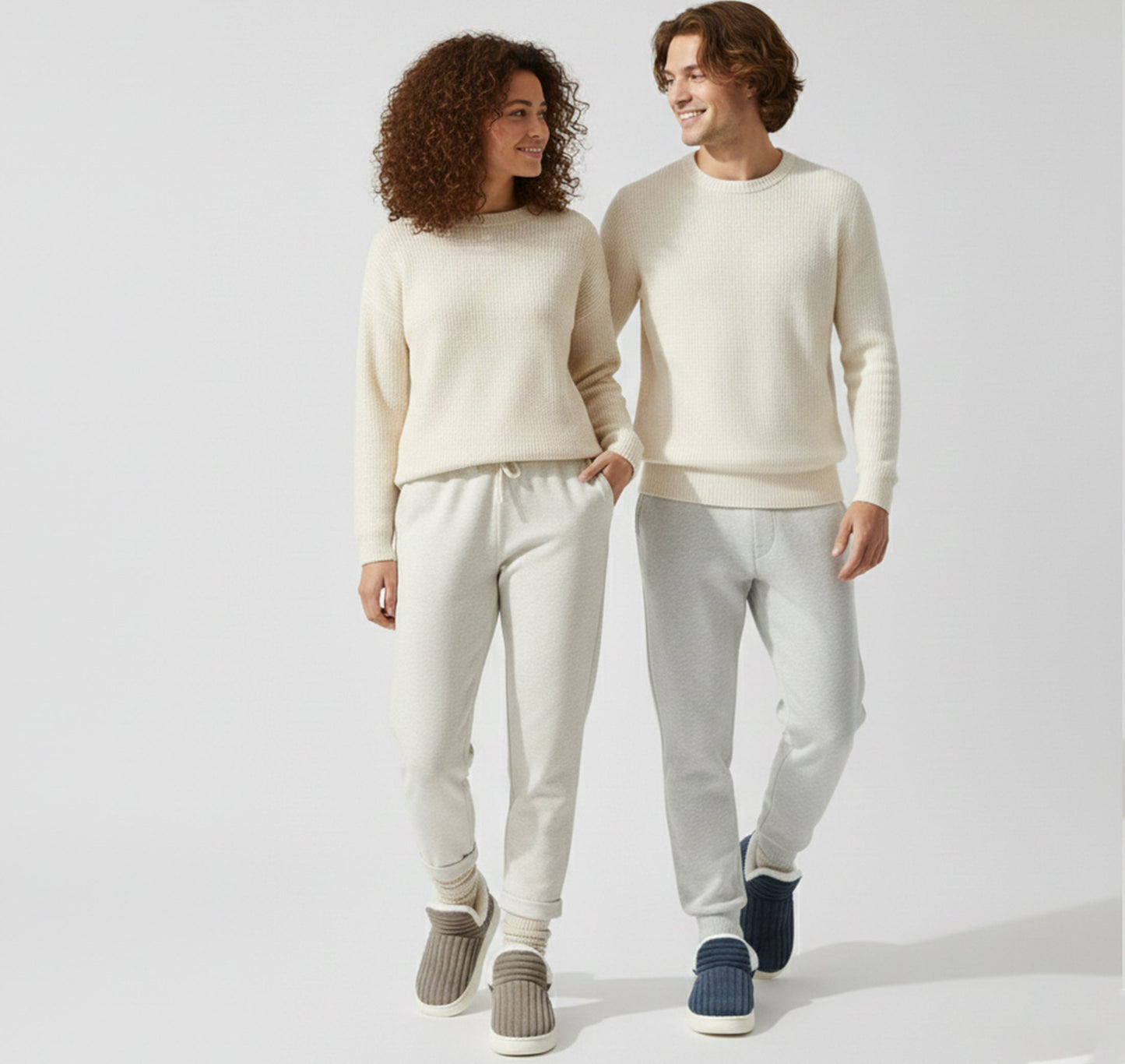 Just-Outlet | Unisex Indoor Slippers – Warm Plush Edition